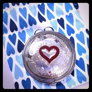 Brighton joyful heart compact